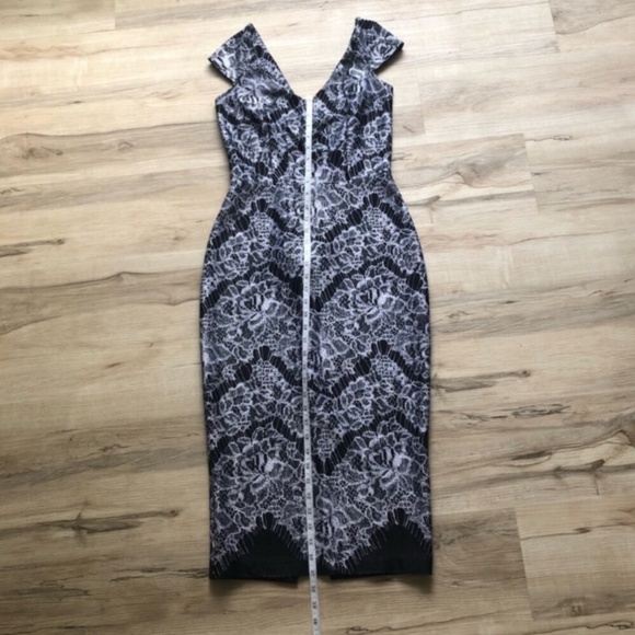 Floral Neiman Marcus Blue and White Sheath Midi Dress - Picture 2 of 8